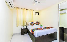 Fabhotel Galaxy Comforts Andheri East